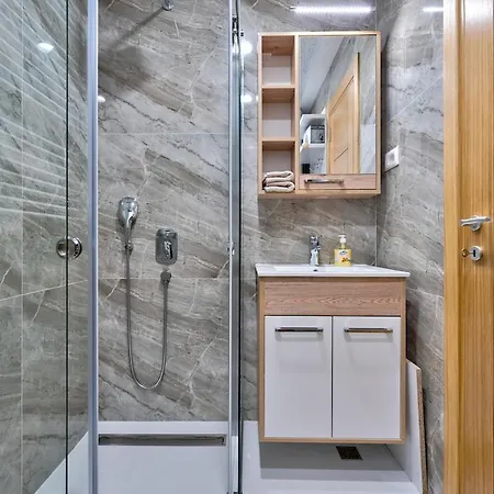 Casa 54 زلاتيبور